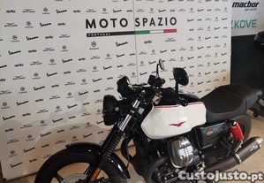 Moto Guzzi V7