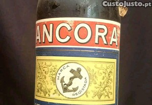 Aguardente �ncora antiga