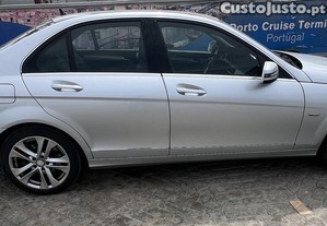 Mercedes-Benz C 220 CDI 170cv - 11