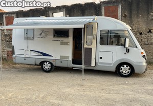 Autocaravana 2800 JTD 150 CV cama francesa e cama basculante chão Alko