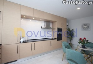 Moradia T3 Em Zona Tranquila Nas Ferreiras,...