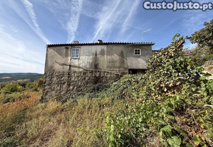 Moradia T3 em Moimenta de Raia   onde Portugal se encontra com Espanha