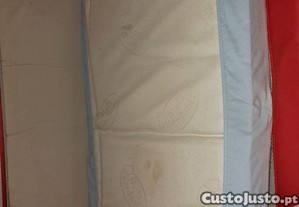 Cama infantil com colchão