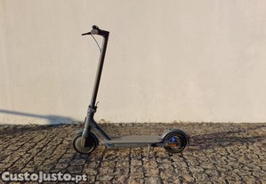 Trotinete Elétrica Xiaomi Mi 3 Preta