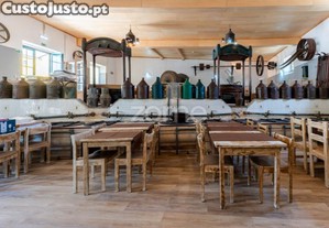 Propriedade Habitacional | Restaurante | Al Com...