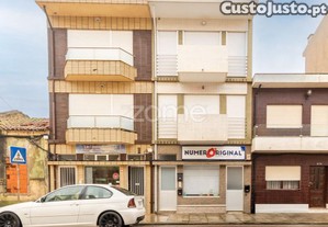 Loja Em Caxinas, Vila Do Conde