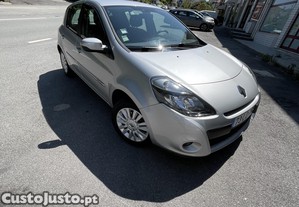 Renault Clio 5 portas - 10