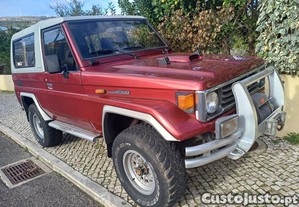 Toyota BJ 73 Toyota bj73 com motor KZT - 88