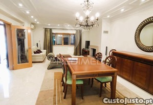 Moradia v4 com piscina em lagoa(algarve)