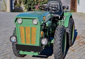 Tractor Antigo 4x4 Holder AM2