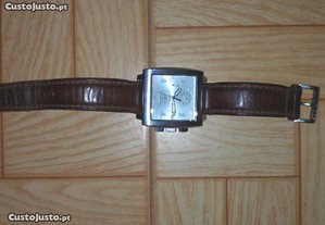 1 Relogio Dolce e Gabbana cronografo original