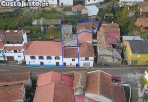 Moradia geminada T2 em Poiares de 126 m²