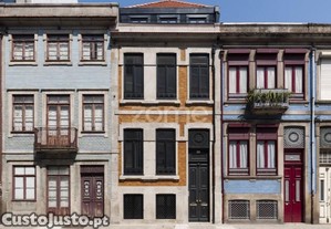 Apartamento T2 De Traça Clássica Com Jardim...