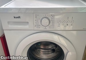 Máquina de lavar roupa - marca Krunft