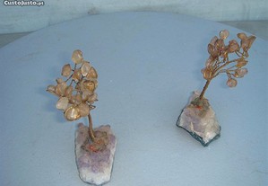 Ávores decorativas em pedra e arame