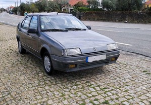 Renault 19 R19