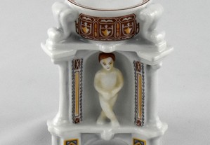 Raro Saleiro em porcelana  O sal e a arte da Porcelana 