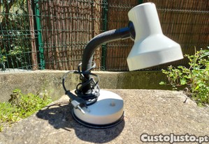 Candeeiro de Mesa de Cabeceira