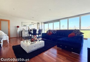 Apartamento T3 Em Condomínio Fechado- Vilar Do...