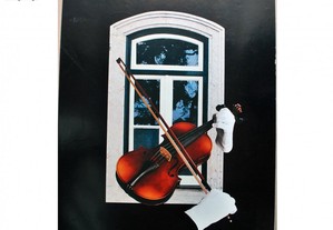 Gravura impressa em serigrafia - Violino à Janela