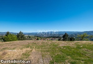 Quinta Com Terrenos Para Construção Em Louredo,...