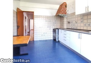 Apartamento t2,verderena,barreiro.