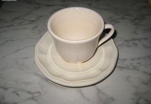 6 chávenas chá+oferta espremedor porcelana(NOVO)