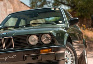 BMW 320 E30 320i - 2 portas - 1986 - AC+VE+TA+DA