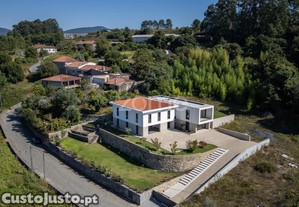 Moradia Individual T4 Nova Em Sequeira, Braga
