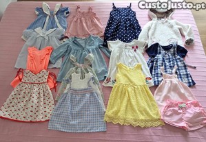 V�rias pe�as de roupa de crian�a da nossa Netinha