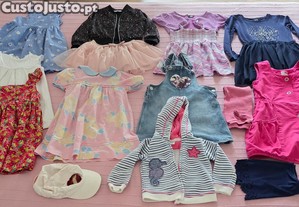 V�rias pe�as de roupa de crian�a da nossa Netinha