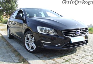 Volvo V60 2.4 D6 AWD Phev Summum - 13