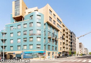 Apartamento T1+1 Em Plena Av. Boavista