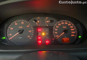 Renault Laguna 2200 privileje deisel 2002 - 02