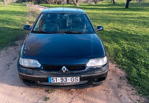 Renault Safrane 3.0 v6 rxe