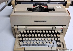 Maquina de escrever Olivetti
