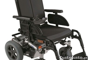 Cadeira el�trica com pouco uso pneus Ainda de f�brica