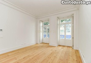 Apartamento T1 novo - Avenidas Novas.
