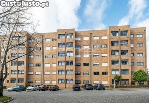 Apartamento T3 Renovado Em Pedrouços, Maia