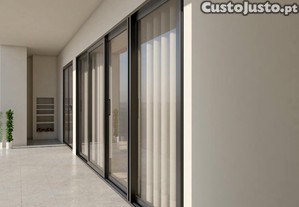 Dúplex T5 Novo com garagem - Montijo!