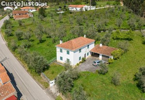 Moradia c/ Terreno e Garagem na Chapinheira
