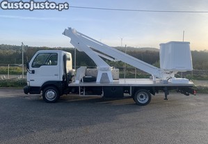 Nissan Cabstar 3.0 (barquinha)