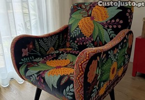 Cadeirão estampado