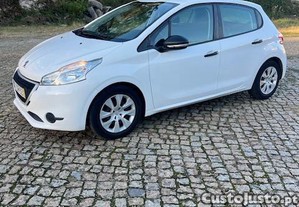 Peugeot 208 Comercial - 14