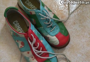 Sapatos rasos de senhora