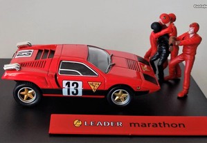 * Miniatura 1:43 Diorama "Os Automóveis de Michel Vaillant" LEADER MARATHON