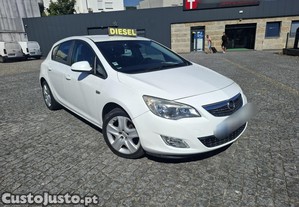 Opel Astra CDTI 5PORTAS VERSAO NJOY