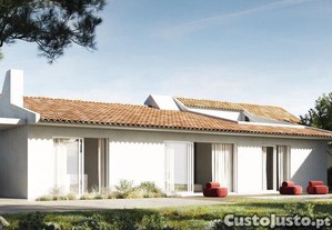 Casa / Villa T3 em Serra d'El-Rei de 242,00 m