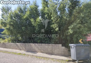 Terreno urbano em azurva