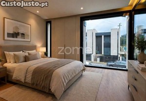 Moradia T3 Com Jardim Em Gondomar